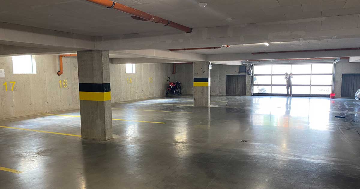 tiszta mélygarázs takarítás