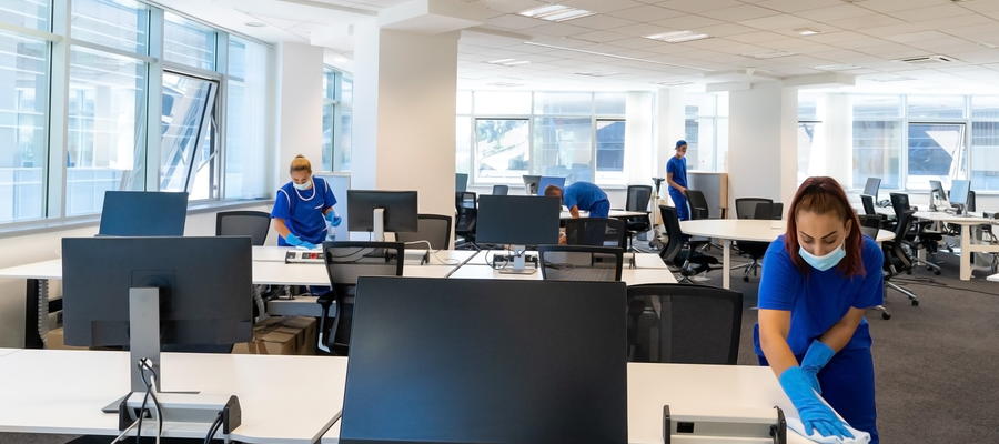 IRODATAKARÍTÁS BUDAPESTEN