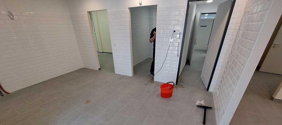 Hygiene cleaning of a private medical clinic